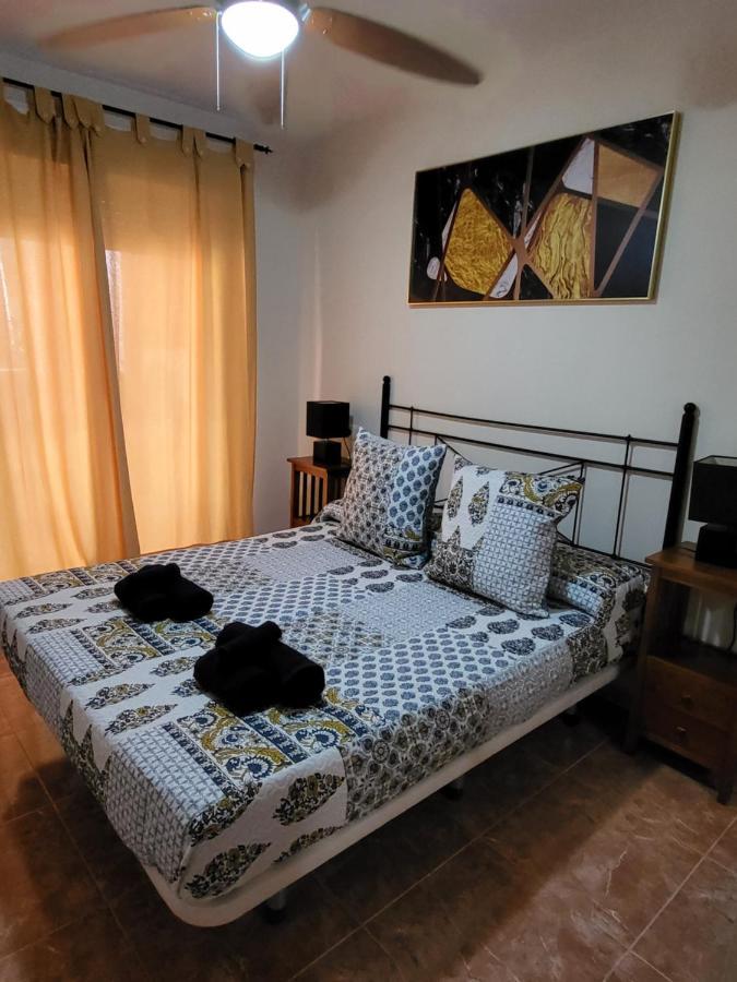 ¡Bajo precioso con salida directa a la piscina comunitaria en Paraíso de Vera! Exterior foto