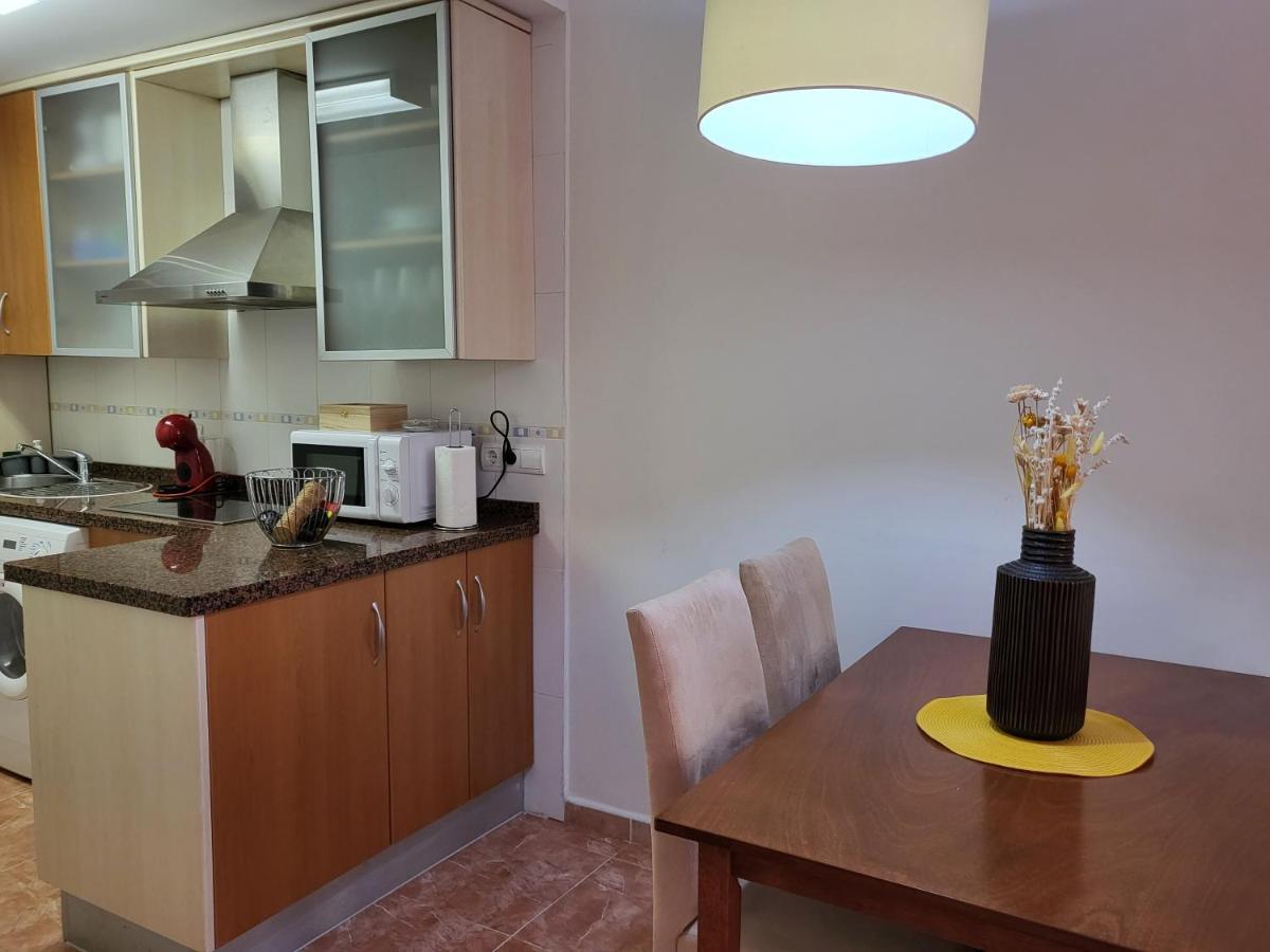 ¡Bajo precioso con salida directa a la piscina comunitaria en Paraíso de Vera! Exterior foto